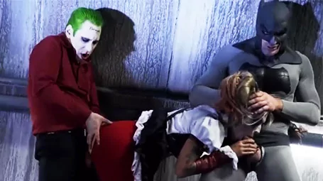 famous videos de Mia Linz Xvideos dándole el coño al hijo de su marido cornudo