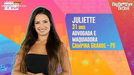 famous videos de Exhibicionista amateur mostró su coño y se conectó desnuda