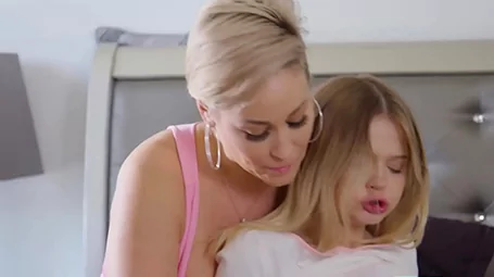 famous videos de Susy Gala follando en una escena porno