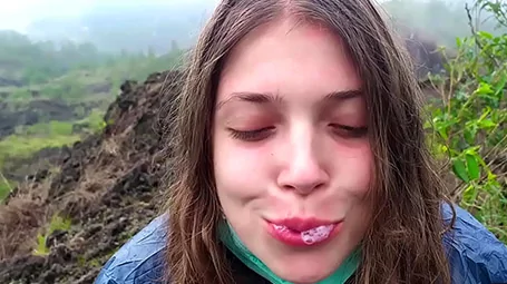 famous videos de Vídeo de sexo amateur teniendo sexo con su novia en la ducha