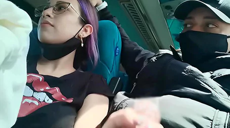 famous videos de Pornobangbros comiéndose al bombón en el suelo del baño