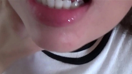 famous videos de Haciendo mamadas y follando a cuatro patas como una ninfa