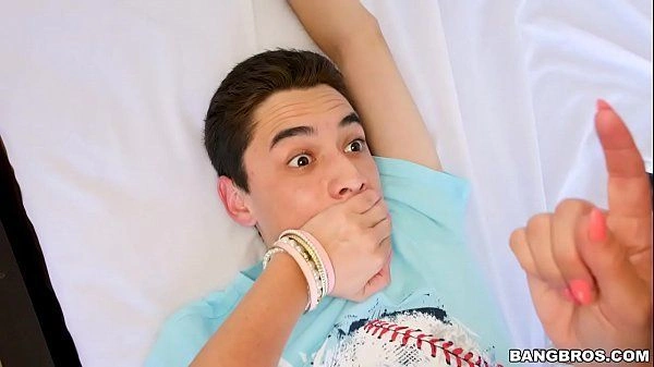 famous videos de Videopono hermosa princesita puta siendo esclava sexual de su novio